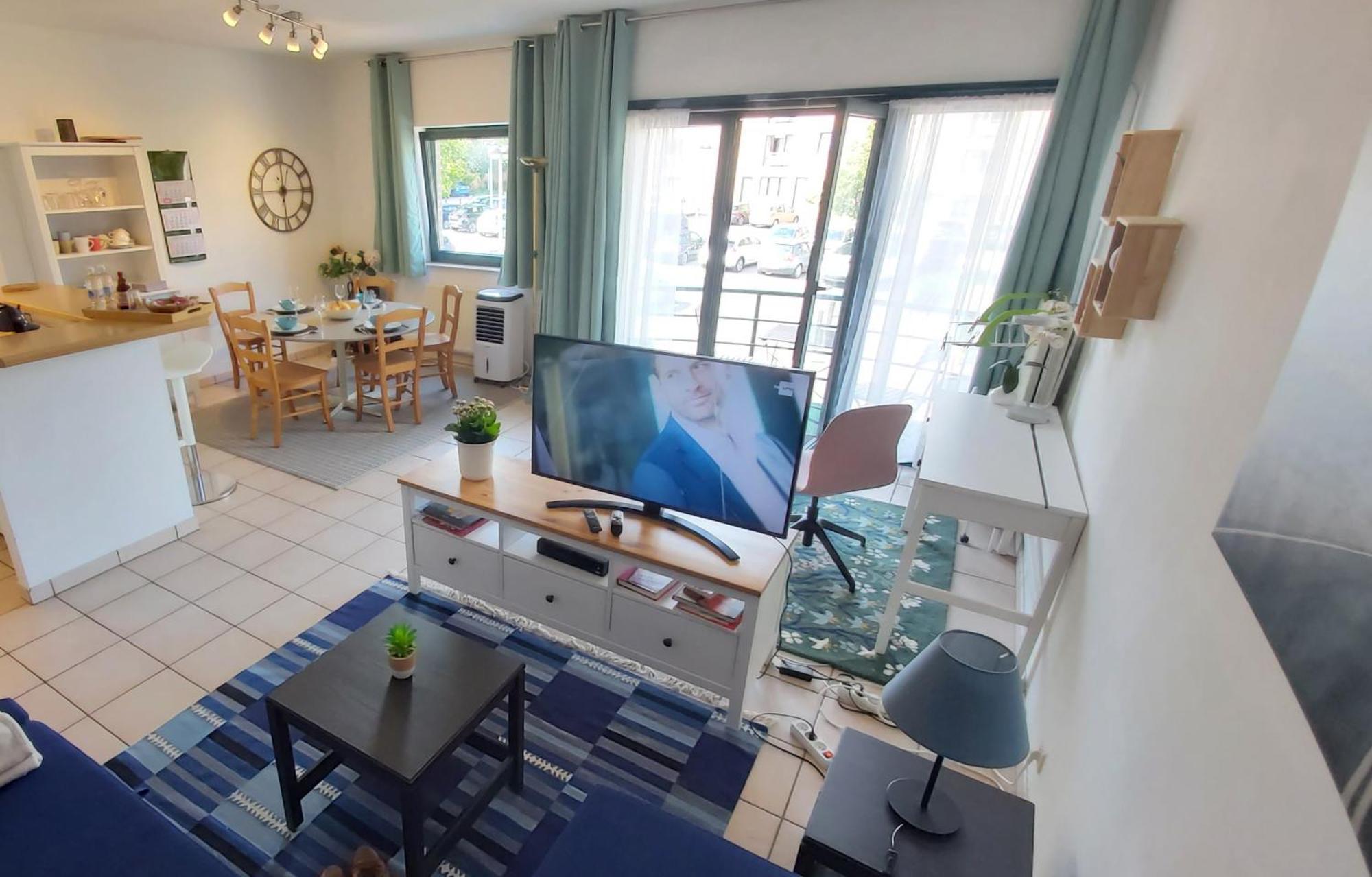 Lln Lodge Louvain-la-Neuve Eksteriør bilde